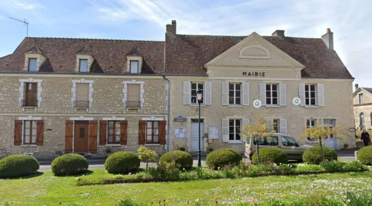 Mairie de Mauves-sur-Huisne