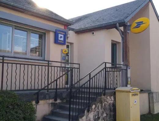 La Poste Relais AUTHON DU PERCHE PROXY