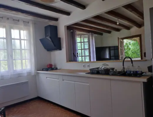 Proppriete avec maisons deux habitations