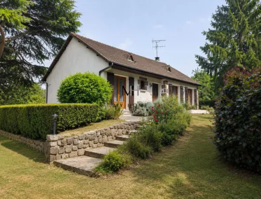 Proppriete avec maisons deux habitations