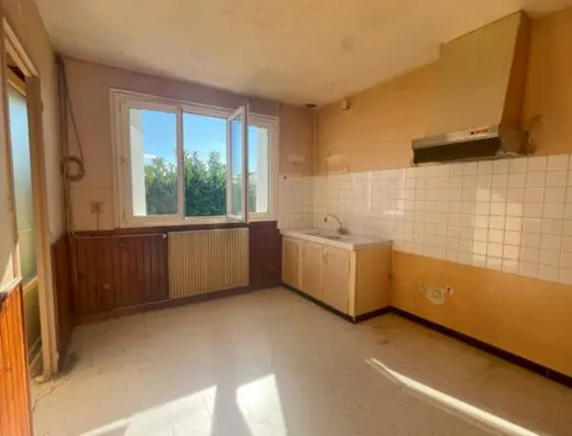 Pavillon de plain-pied à vendre LA BAZOCHE GOUET