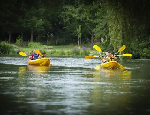 Location de kayaks à Montfort-le-Gesnois