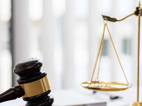 Théâtre – 2 avocats, 2 mucisiens, 1 procès