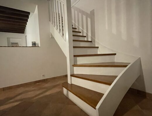 Peintre escalier