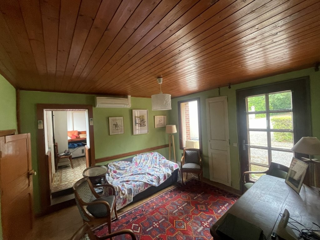 EXCLUSIVITE. Village proche la Bazoche Gouet. Maison ancienne à vendre. — photo 7/8