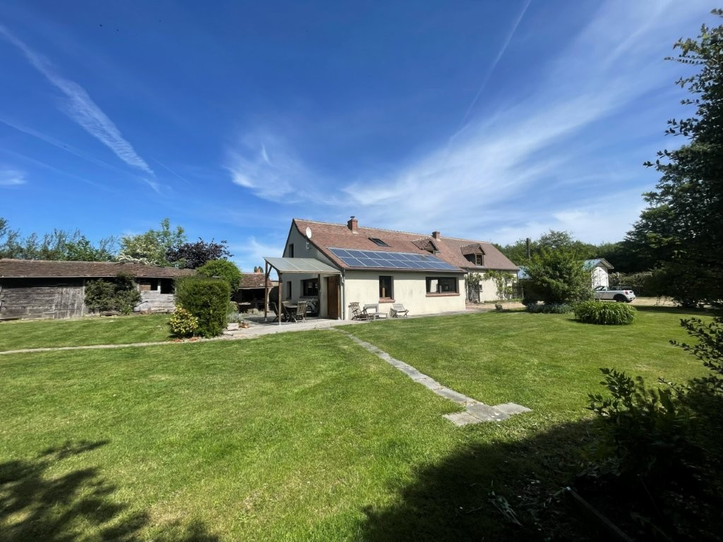 Longère à vendre La Bazoche Gouet — photo 1/8